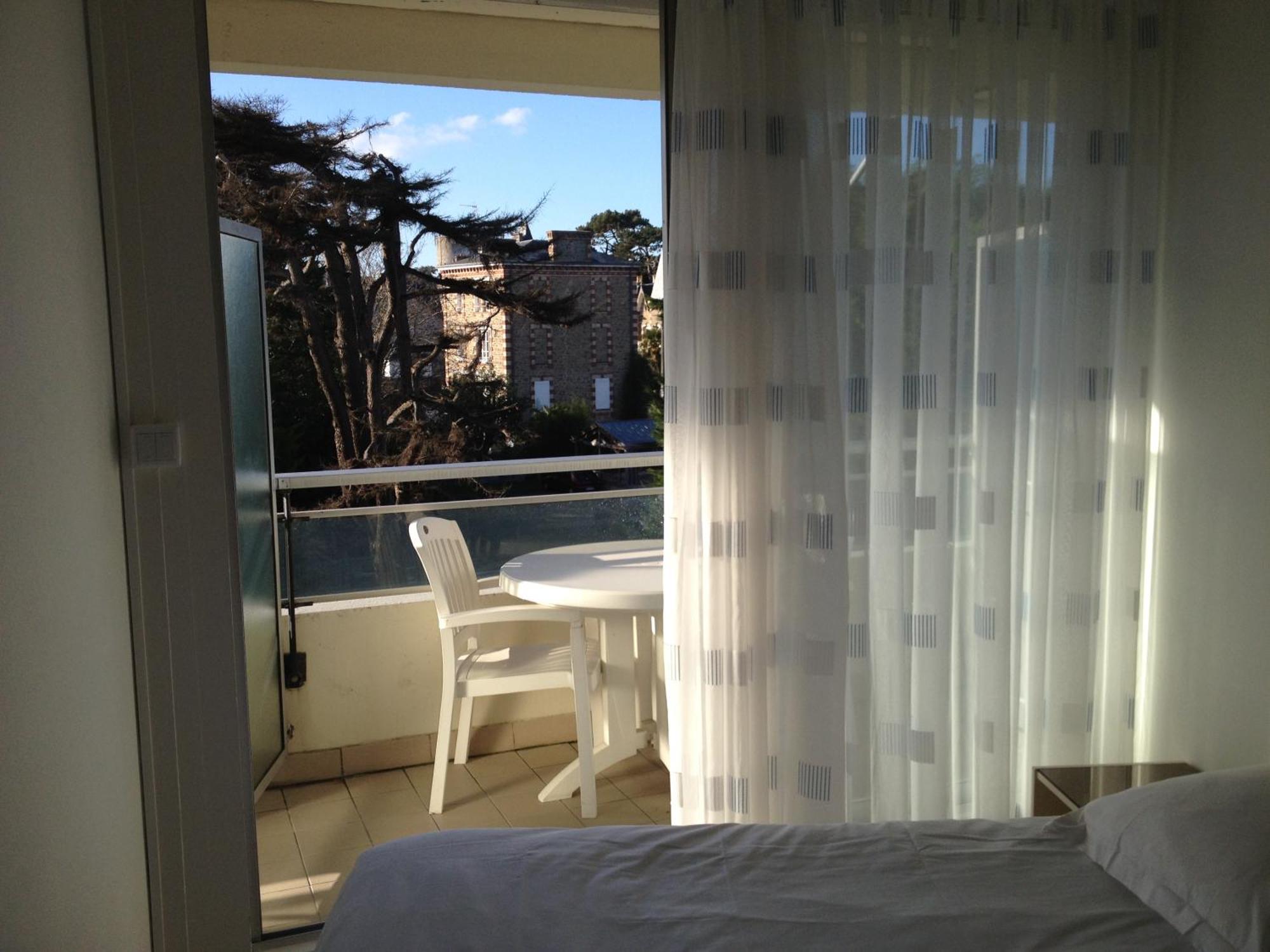 Residence Le Crystal Dinard Plage Εξωτερικό φωτογραφία